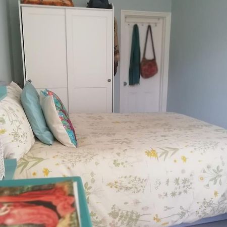 Apartament Charming London With Balcony Zewnętrze zdjęcie