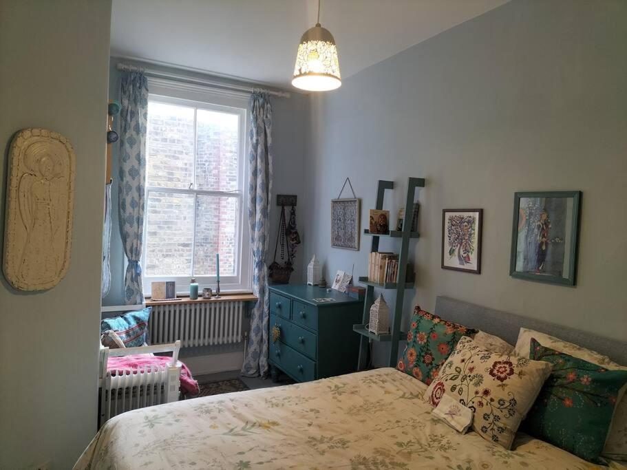 Apartament Charming London With Balcony Zewnętrze zdjęcie