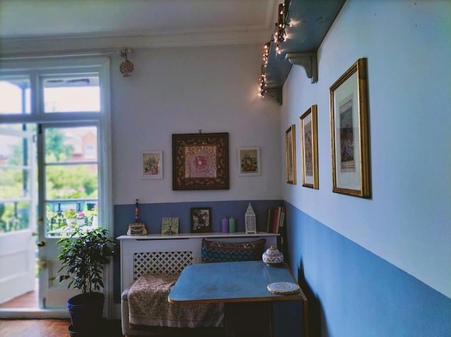 Apartament Charming London With Balcony Zewnętrze zdjęcie